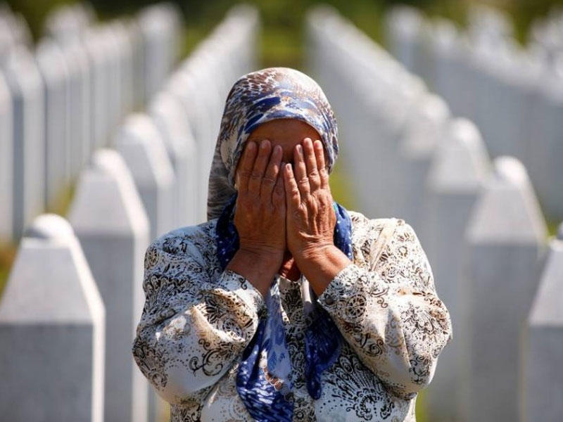 سربرنيتسا... جرح مفتوح بعد 25 عاماً على المذبحةn