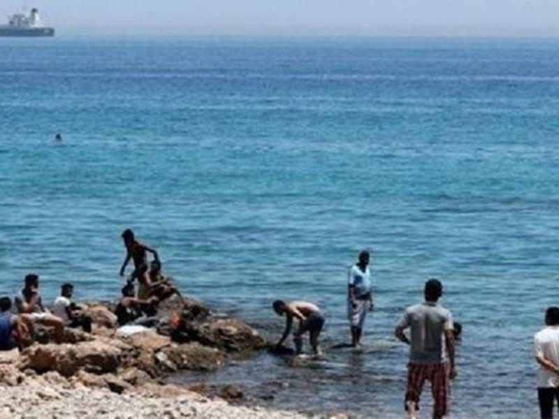 إنقاذ طفل يُغرق 11 مصرياً بالإسكندرية