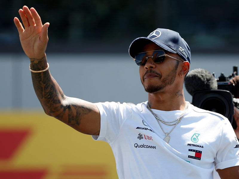 بطل العالم البريطاني لويس هاميلتون 