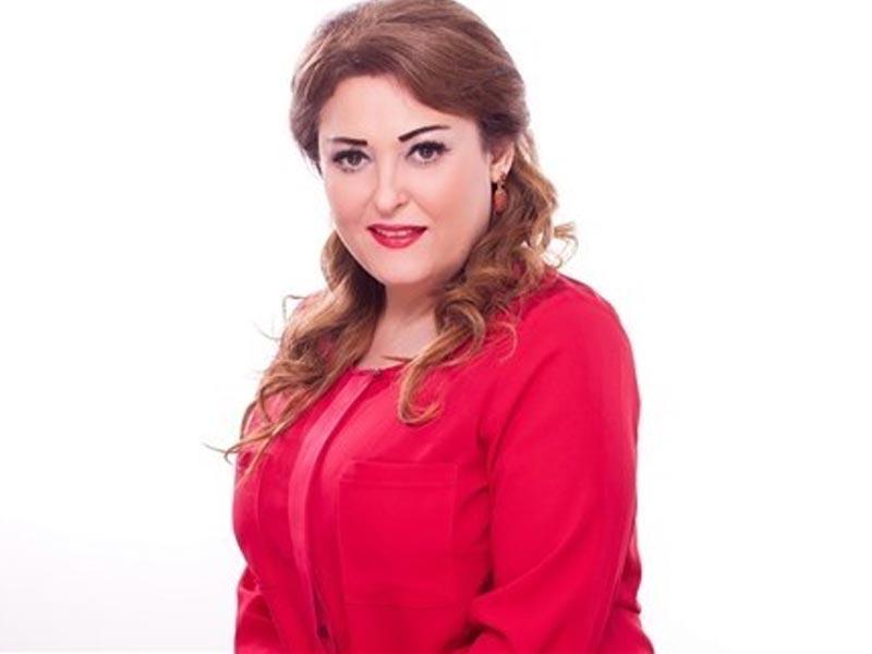 الفنانة نهال عنبر