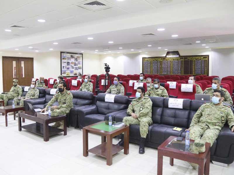 مشاركون في الورشة التدريبية