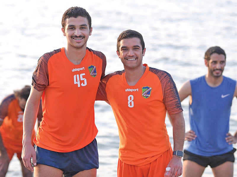 جانب من تدريبات الفريق