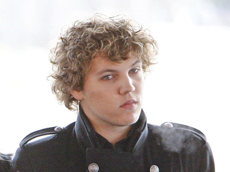 حفيد نجم الروك آند رول إلفيس بريسلي، بنجامين كيو