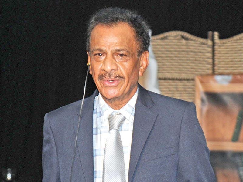 الفنان عبدالعزيز الحداد