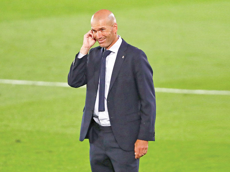 الفرنسي زين الدين زيدان المدير الفني لريال مدريد