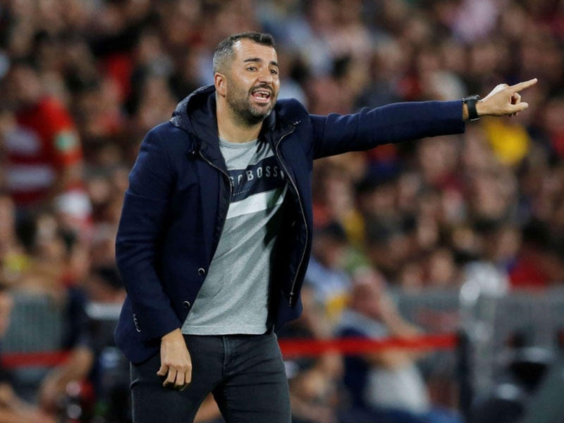 دييغو مارتينيز المدير الفني لغرناطة