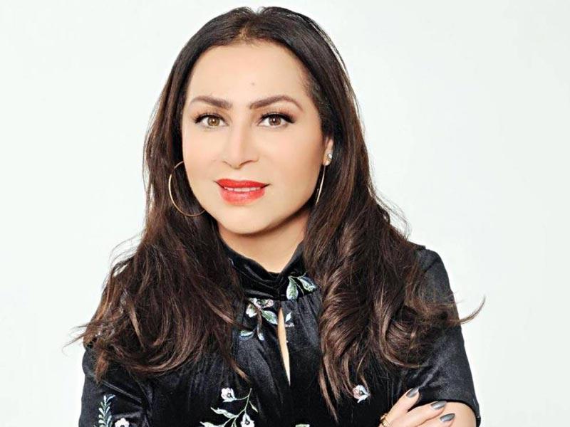 الفنانة زهرة الخرجي