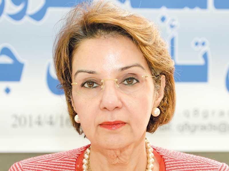 الأمينة العامة في جمعية الهلال الاحمر مها البرجس