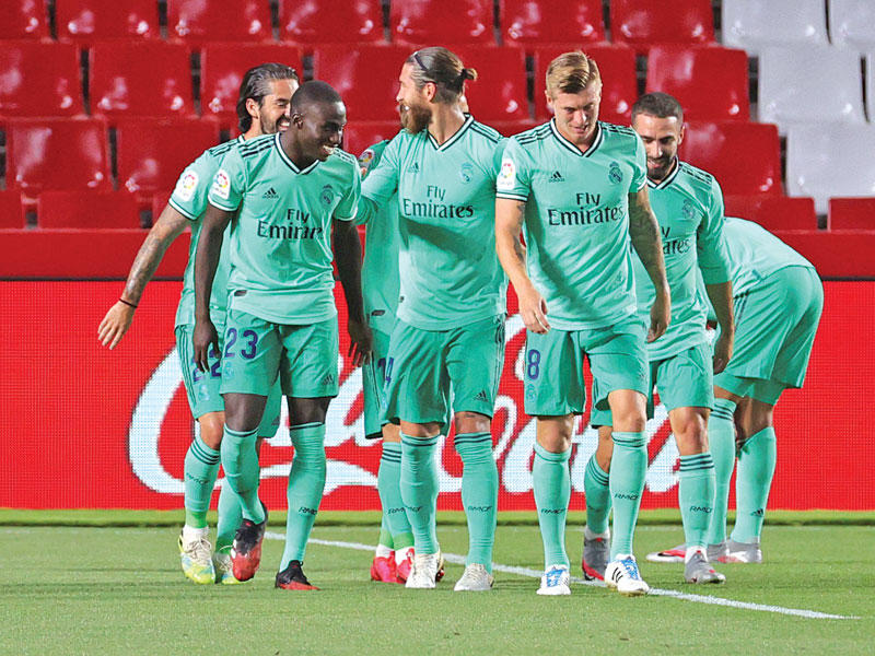 لاعبو ريال مدريد خلال مباراة سابقة