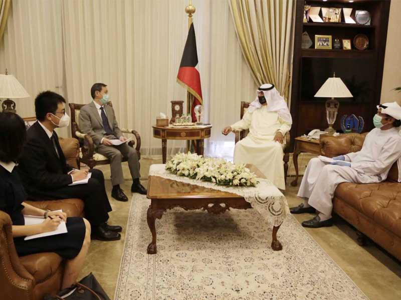 نائب وزير الخارجية خالد الجارالله مستقبلاً سفير الصين أمس