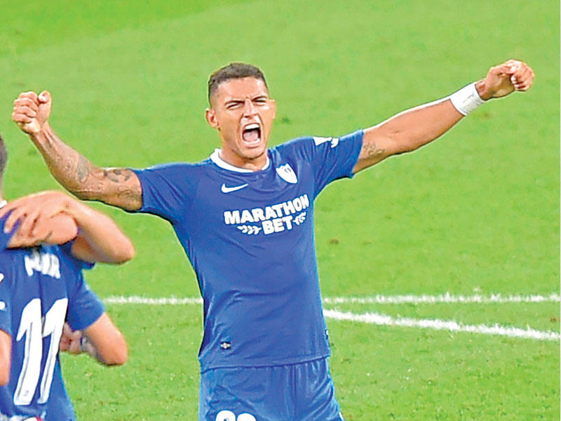 المدافع دييغو كارلوس 