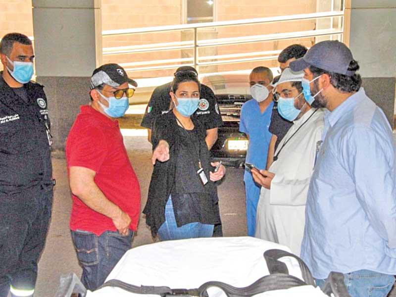 جانب من لقاء تجهيز سيارات الاسعاف لحالات «الايكمو»