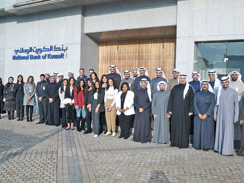  لقطة جماعية للمتدربين مع بداية البرنامج في يناير الماضي