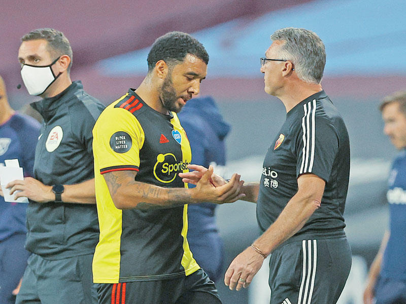 تروي ديني وبيرسون