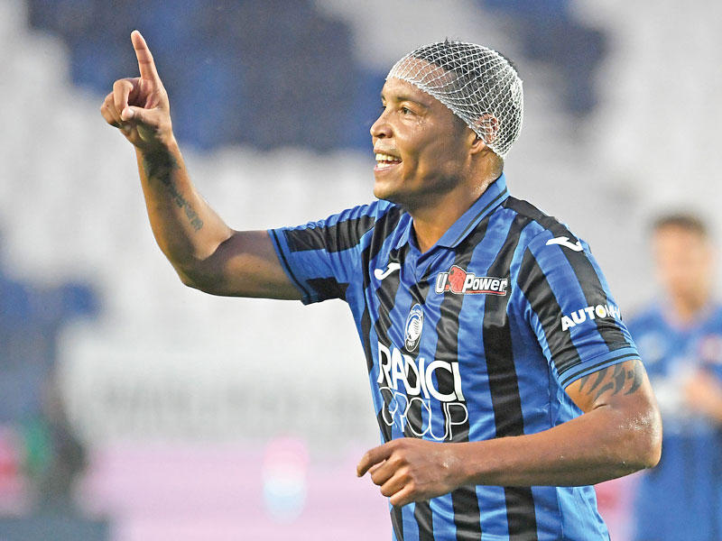 الكولومبي لويس مورييل 