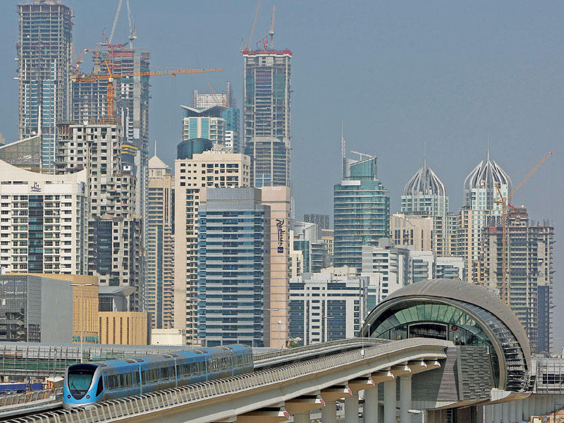 الإنفاق الحكومي بدأ ينكمش في مشاريع العقارات في اقتصادات الخليج