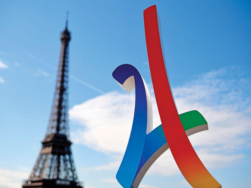 باريس تعول على السياحة المحلية 