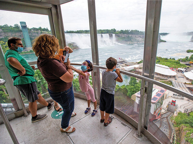 القضاء يبطل اتفاق اللاجئين مع واشنطن