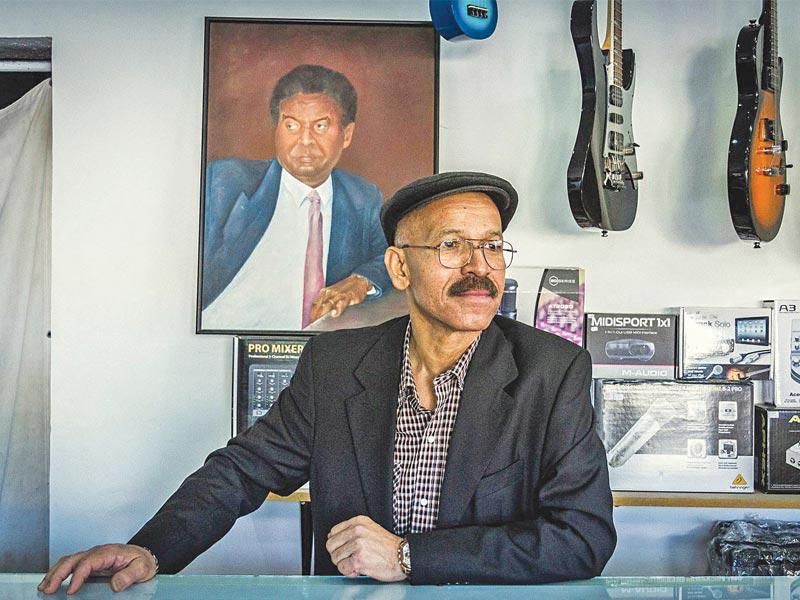 الفنان سلمان زيمان