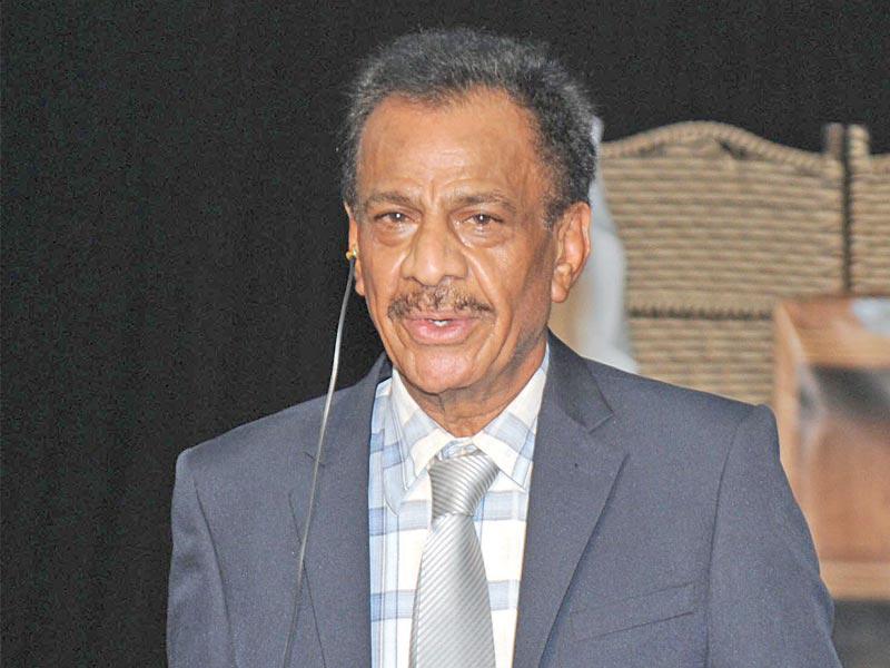 الفنان عبدالعزيز الحداد