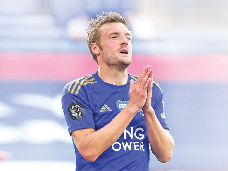 المهاجم الدولي ولاعب ليستر سيتي جيمي فاردي