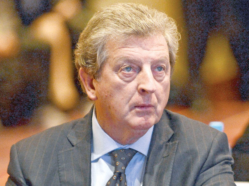 روي هودغسون المدير الفني لنادي كريستال بالاس الإنكليزي 