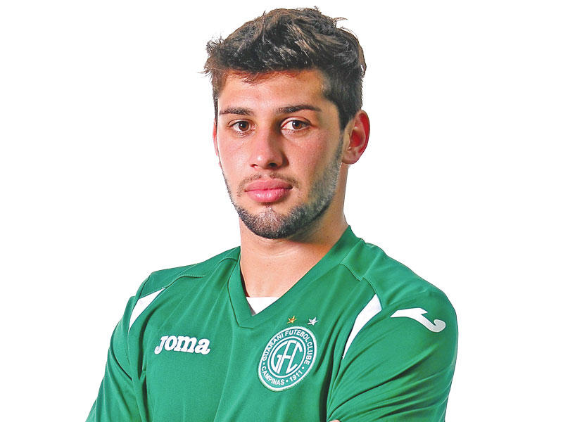 المحترف البرازيلي كارلوس كوبيتي 