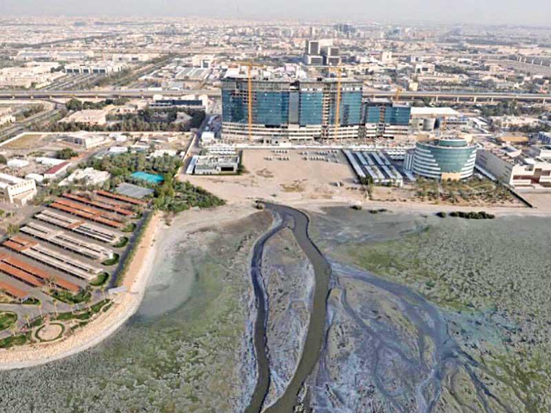 أحد مخارج الصرف على الجون