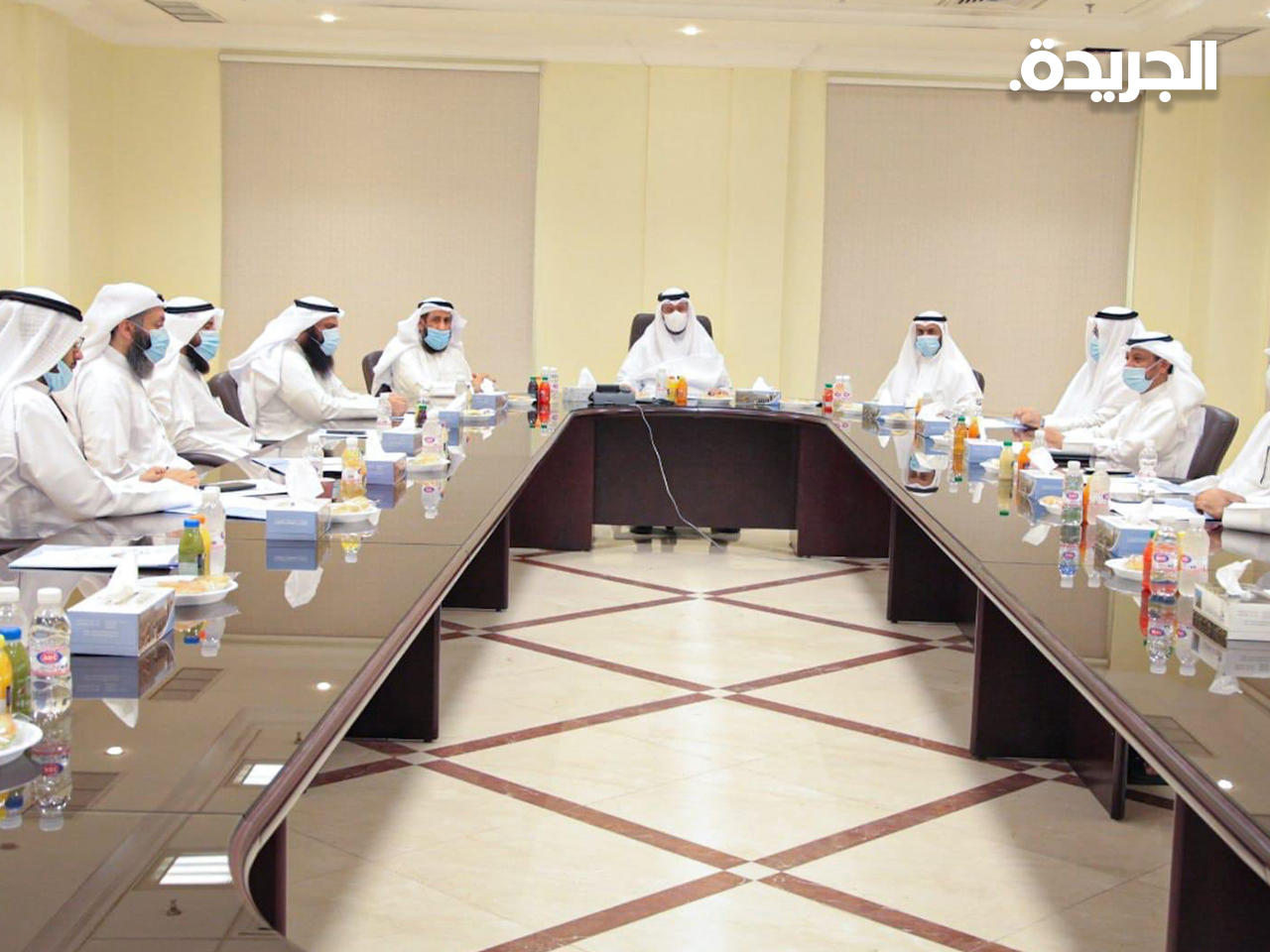 العفاسي مترئسا الاجتماع