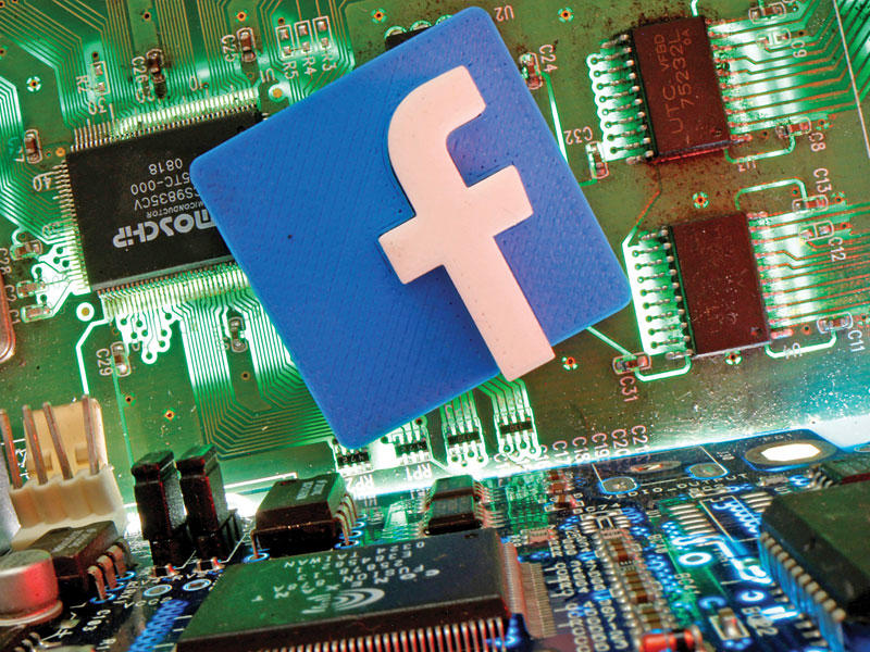 «فيسبوك» تقاضي مفوضية أوروباn