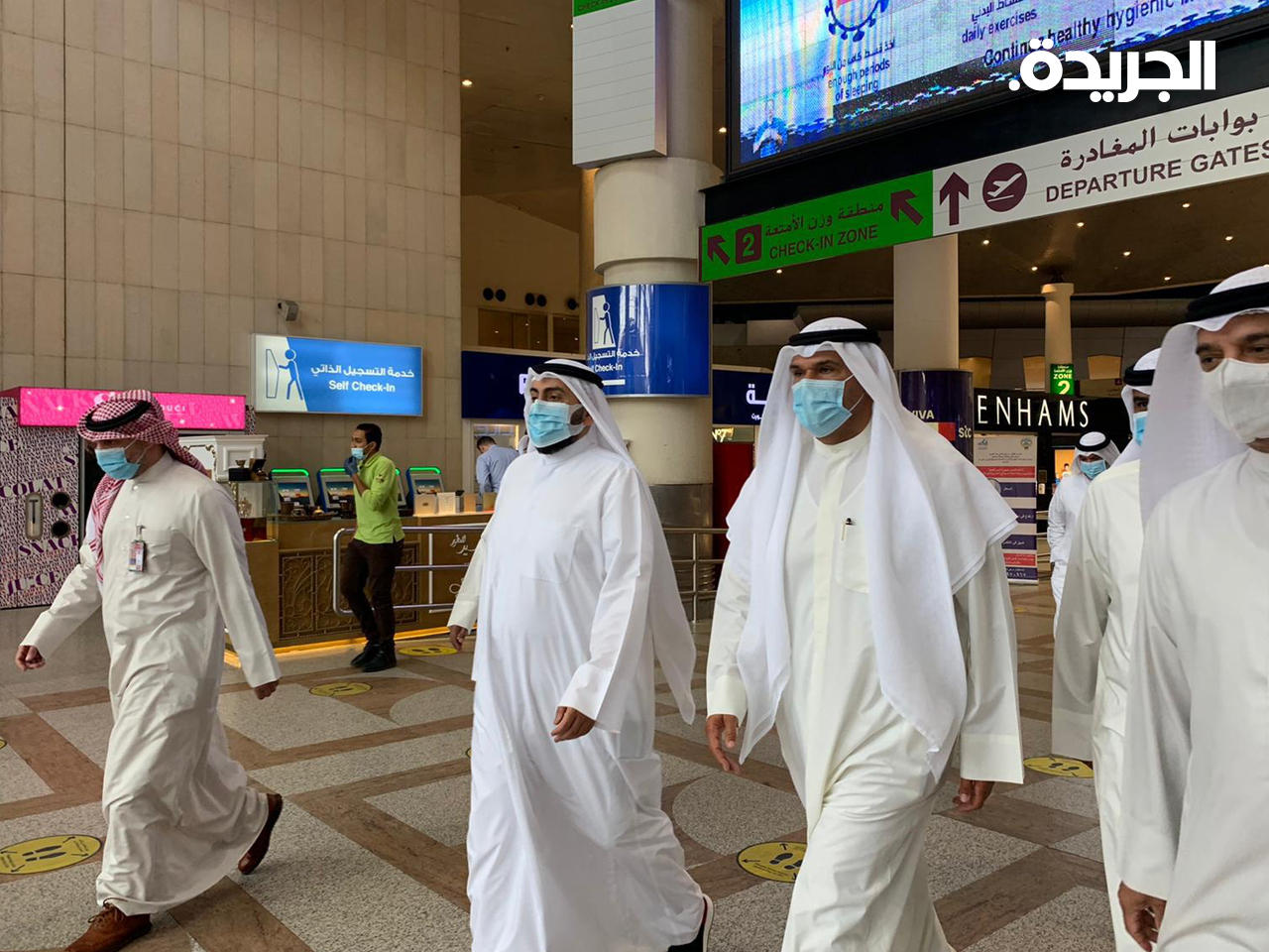 الصباح والحمود خلال الجولة التفقدية