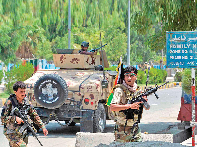 عناصر من حركة طالبان 