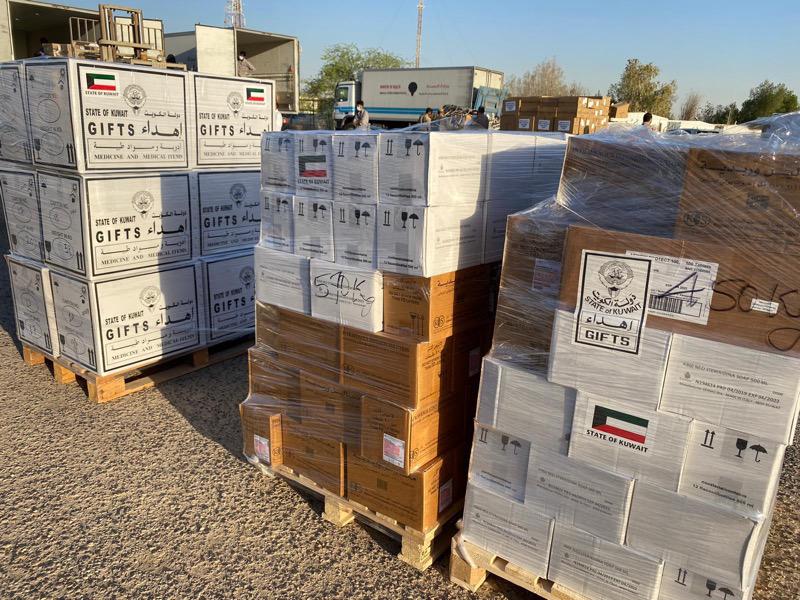 المساعدات الطبية الكويتية تصل لبنان