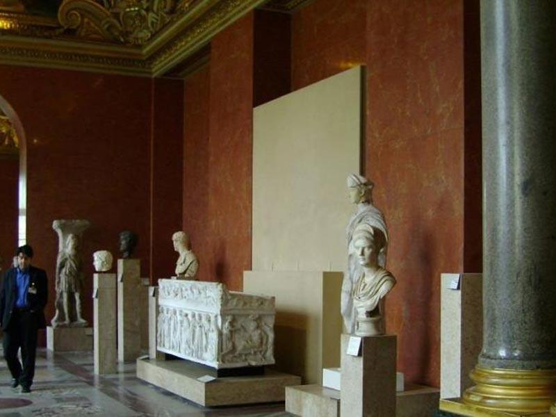 لقطة لمتحف اللوفر