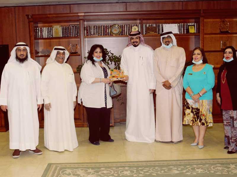 جانب من التكريم