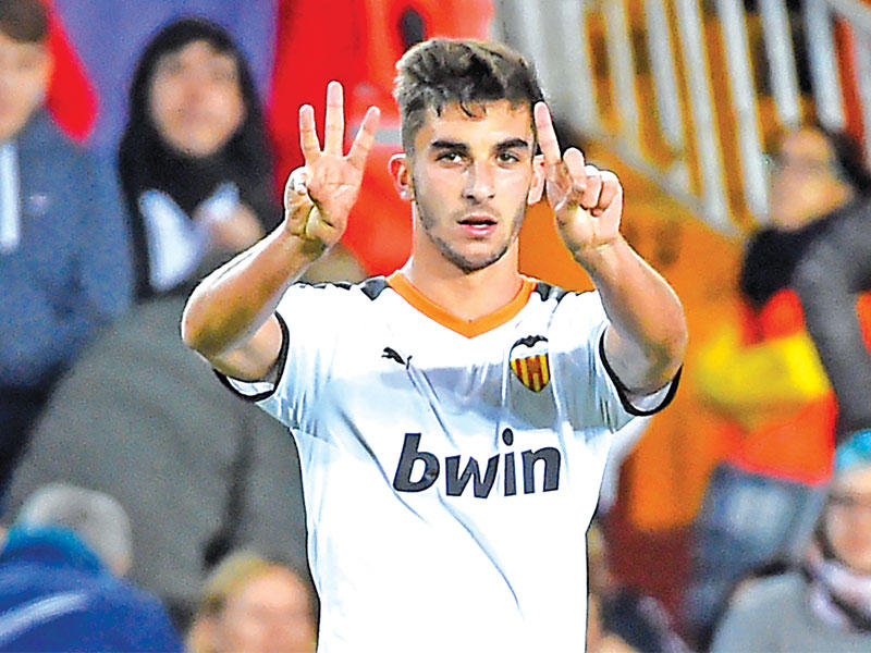 الجناح الإسباني الشاب فيران توريس