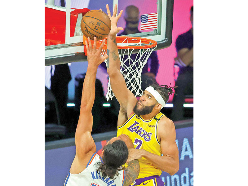 جانب من مواجهة ليكرز وثاندر