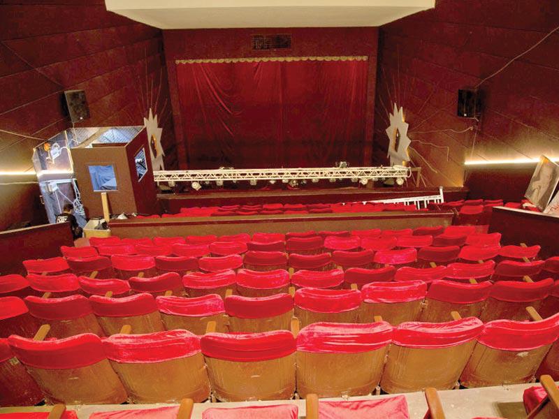 جانب من سينما ريفولي 