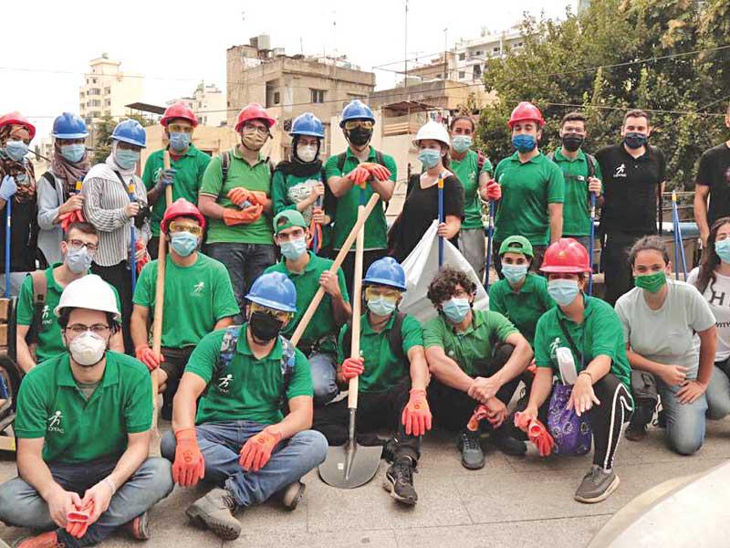 شباب «لوياك» خلال الحملة