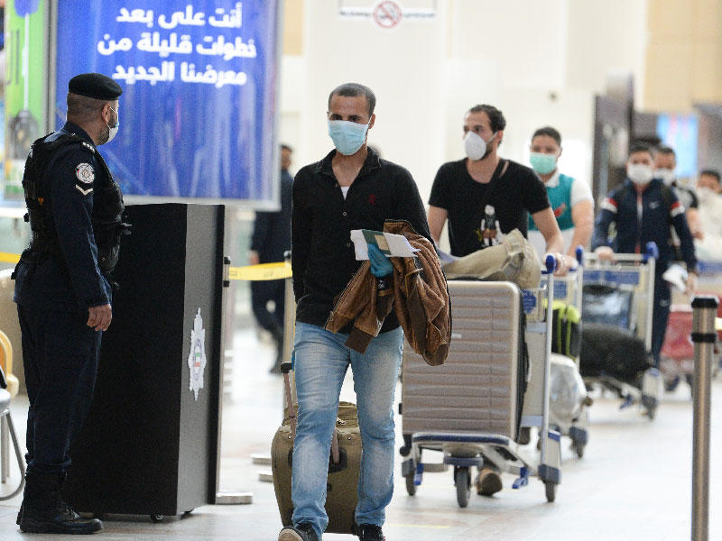 سفر المقيمين الراغبين بالعودة لبلادهم او للمخالفين لقانون الاقامة -صروة  أرشيفية