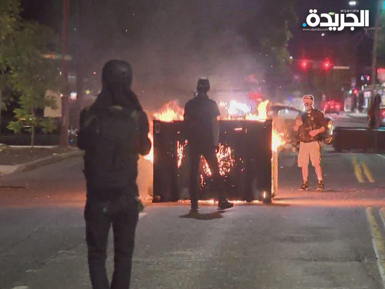 تصاعد الاحتجاجات التي تشهدها المدينة على خلفية مصرع أمريكي من أصول إفريقية