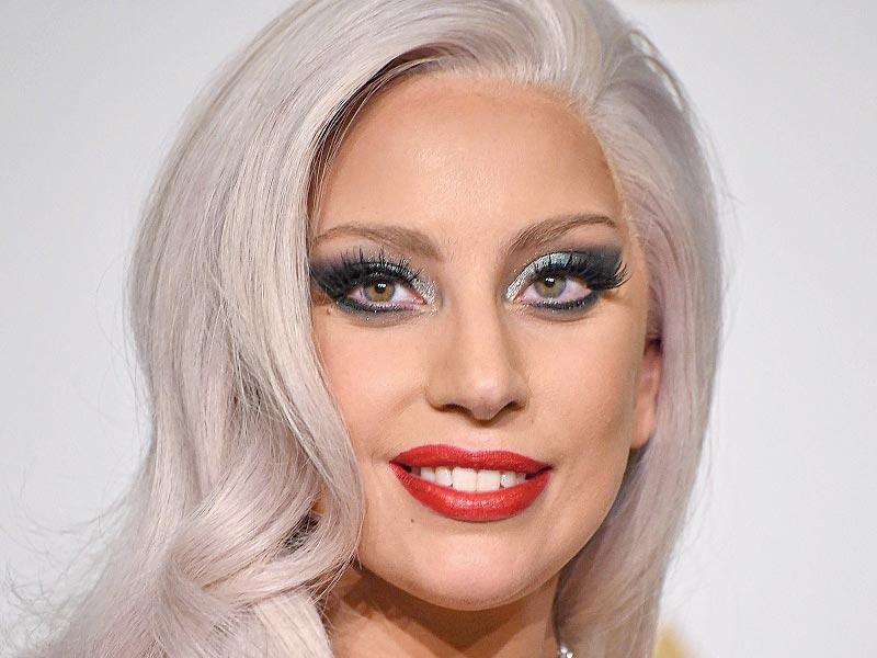 نجمة البوب العالمية ​ليدي غاغا