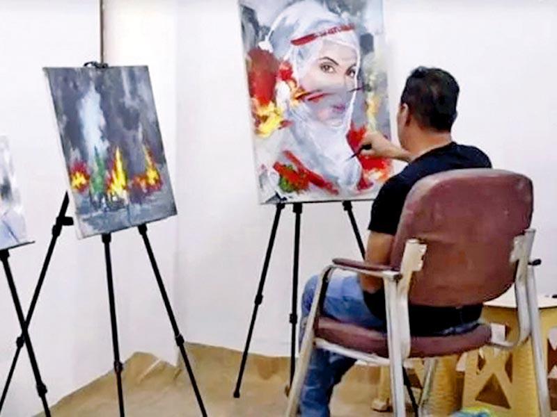 الفنان العراقي حسين النجار يرسم لوحة لكارثة بيروت 