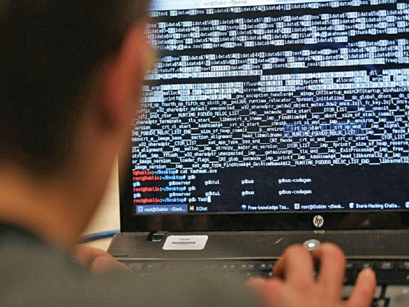 إسرائيل تحبط هجوماً سيبرانياً على منشآت عسكرية