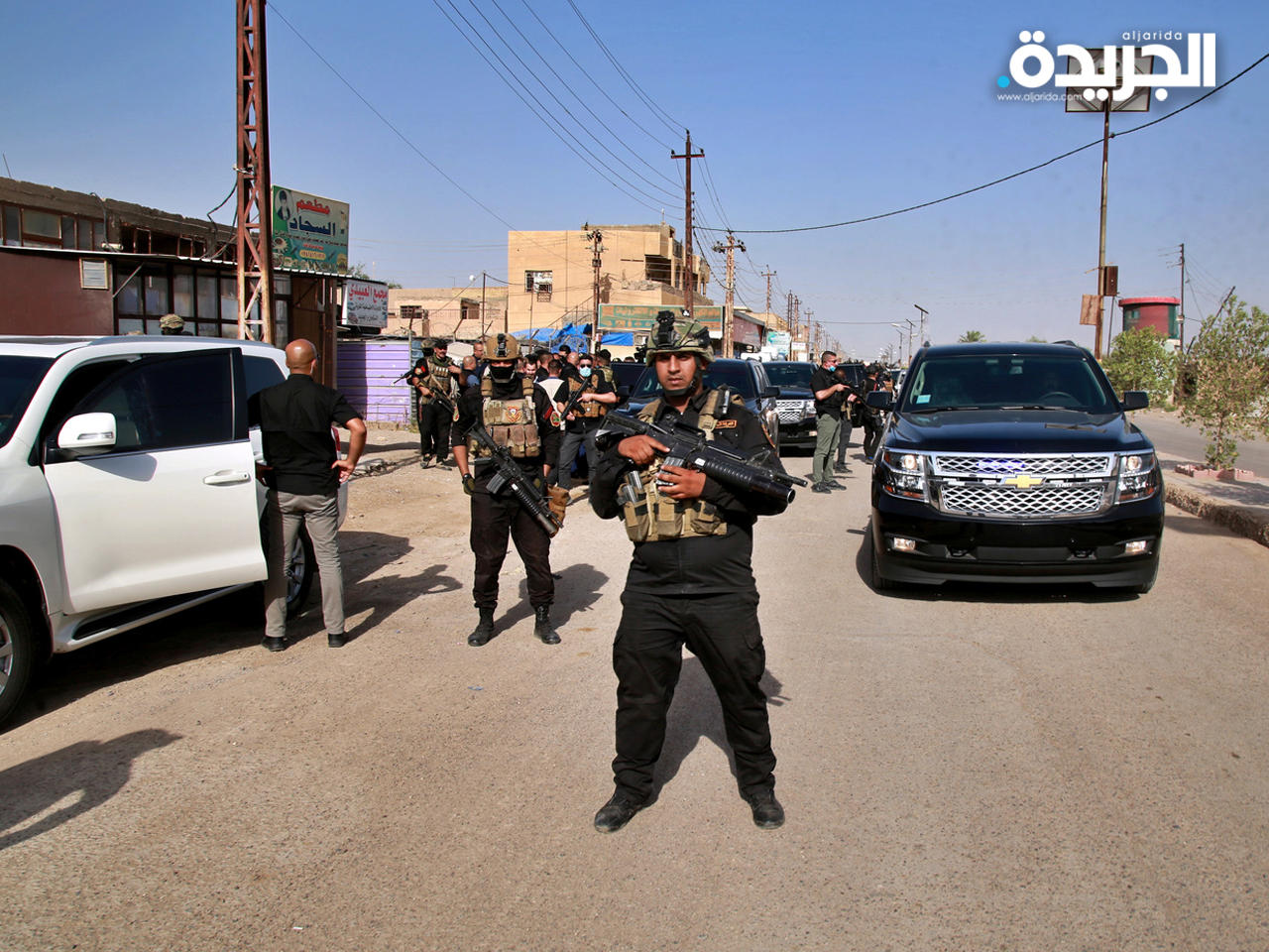 عناصر الامن العراقي اثناء المداهمة