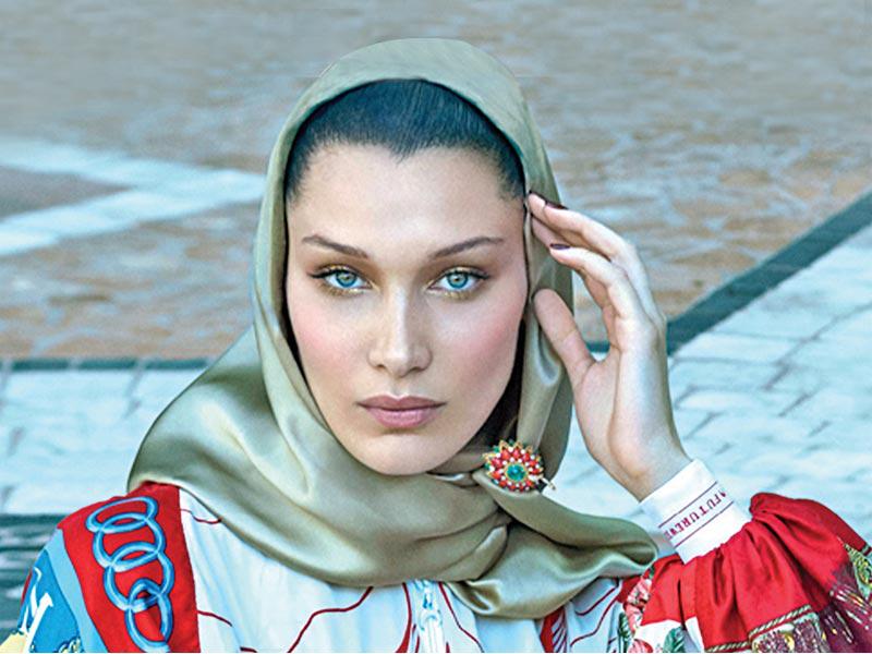 عارضة الأزياء العالمية ​بيلا حديد​