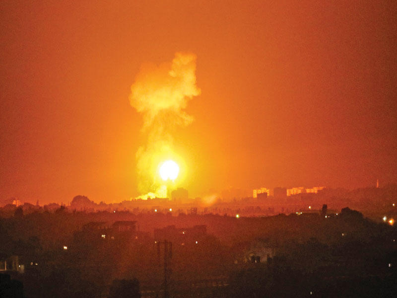 غزة تطلق «الإرباك الليلي» وإسرائيل تغلق بحرهاn