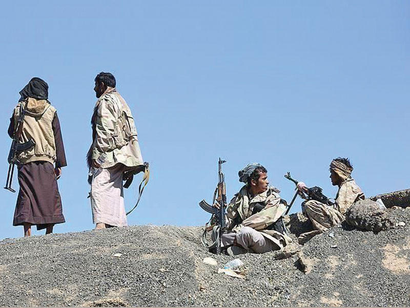 مقتل وإصابة عشرات الحوثيين بقصف جوي 