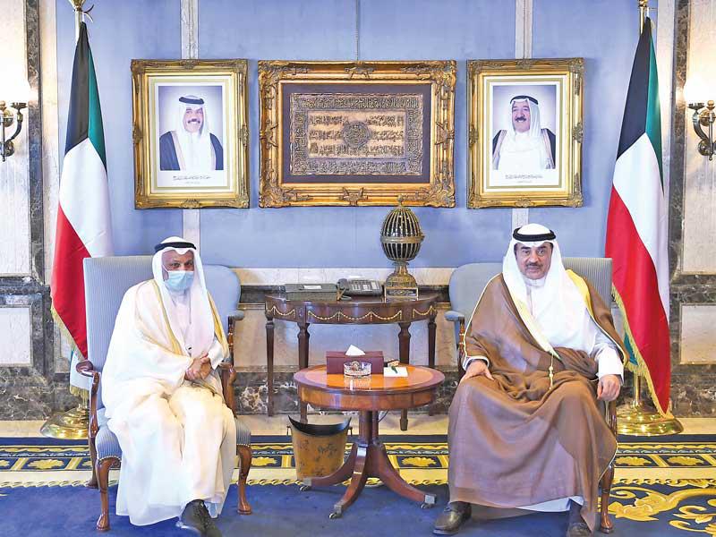  رئيس مجلس الوزراء سمو الشيخ صباح الخالد  مستقبلا المطاوعة أمس