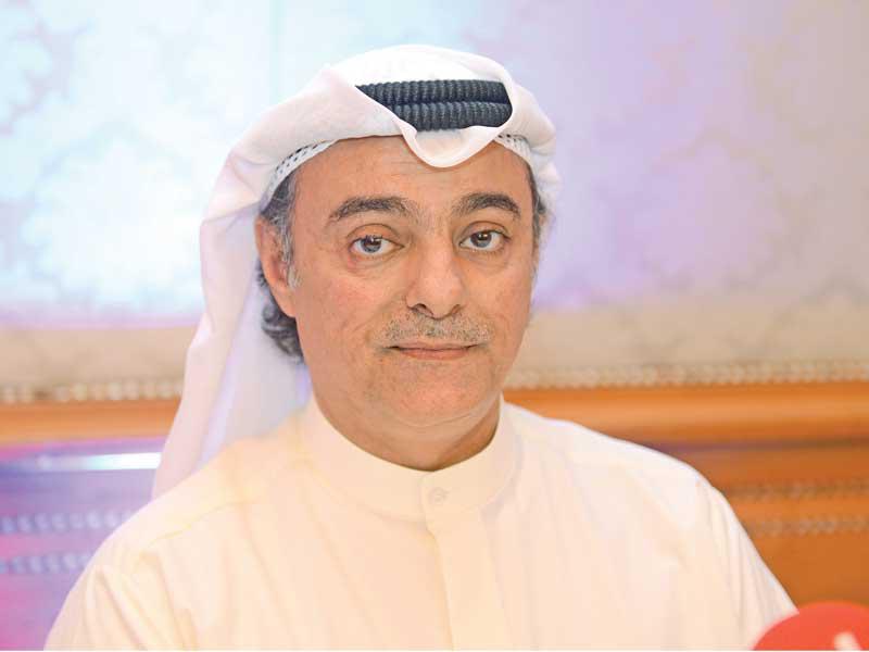  نائب رئيس مجلس الإدارة، المدير العام للبنك صلاح المضف